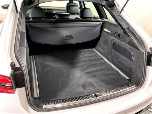 Used 2022 Audi A6 3.0T allroad Prestige w/ Prestige Package AWD/4WD image 24