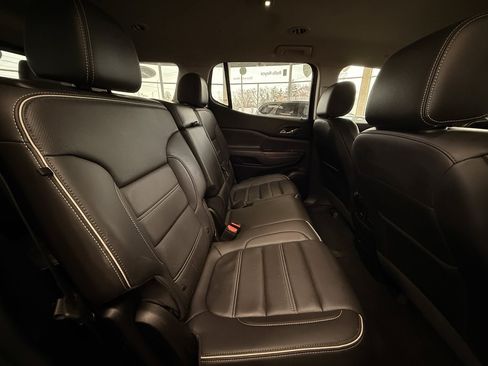 Used 2023 GMC Acadia Denali FWD image 35
