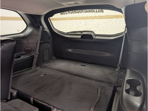 Used 2018 Nissan Pathfinder SL AWD/4WD image 17