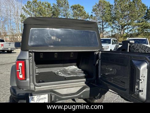 Used 2024 Ford Bronco Badlands image 18