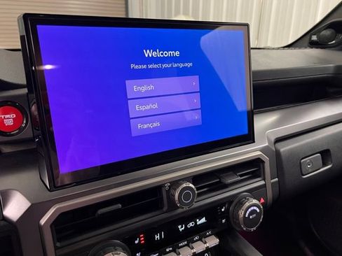 Used 2025 Toyota 4Runner TRD Off-Road Premium image 27