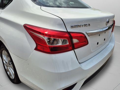 Used 2019 Nissan Sentra SV FWD image 31