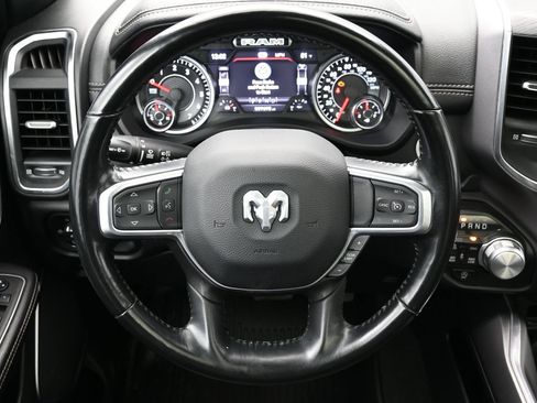 Used 2023 RAM 1500 Laramie AWD/4WD image 15
