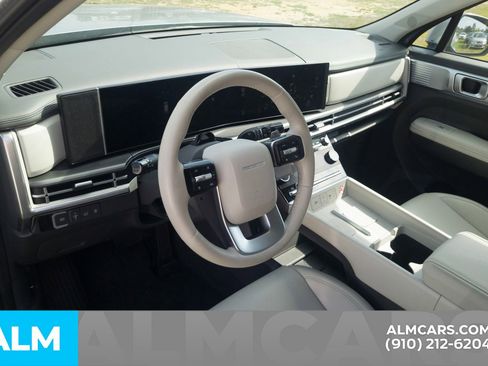 Used 2026 Hyundai Santa Fe SEL FWD image 6