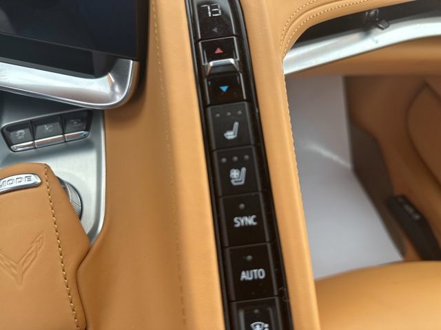 Used 2023 Chevrolet Corvette Stingray Premium Cpe w/ Z51 Performance Package RWD image 13