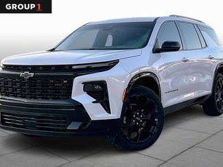 Used 2024 Chevrolet Traverse RS video 1