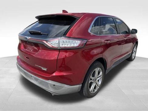 Used 2017 Ford Edge Titanium w/ Technology Package FWD image 3