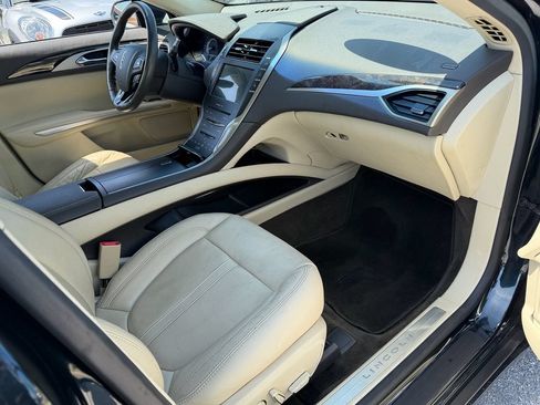 Used 2014 Lincoln MKZ Hybrid w/ Equipment Group 202A Reserve FWD image 17