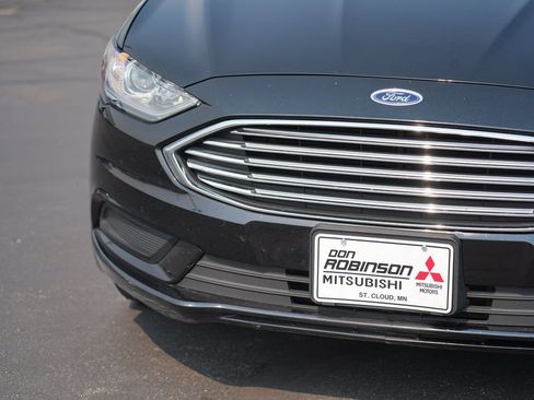 Used 2018 Ford Fusion S FWD image 9