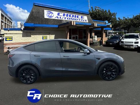 Used 2023 Tesla Model Y Long Range AWD/4WD image 8
