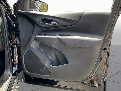 Used 2024 Chevrolet Equinox LT w/ LPO, Floor Liner Package FWD image 23