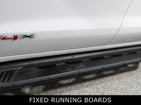 Used 2022 GMC Sierra 1500 AT4X AWD/4WD image 12