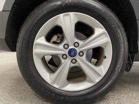 Used 2016 Ford Escape SE image 25