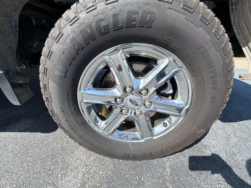Used 2025 Ford F150 XLT w/ Equipment Group 301A Standard AWD/4WD image 27