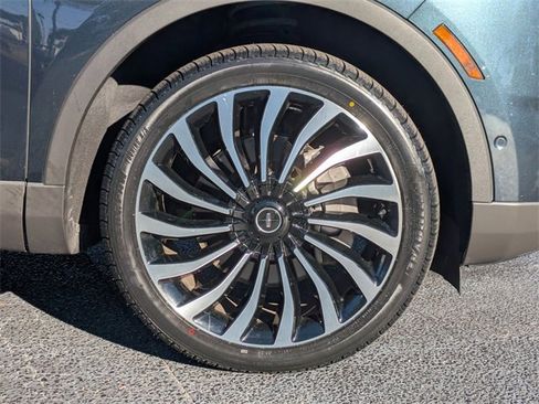 Used 2023 Lincoln Nautilus Black Label image 8