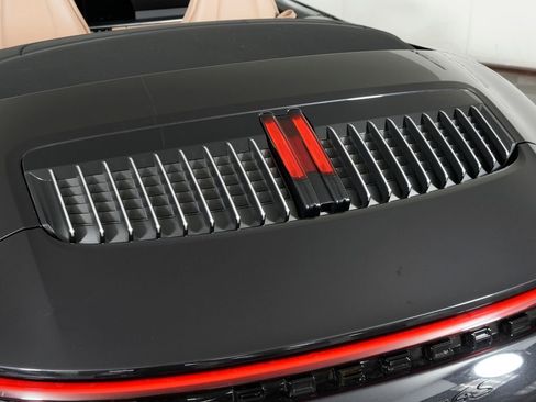 Certified 2020 Porsche 911 Carrera 4S AWD/4WD image 16