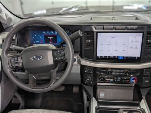 Used 2024 Ford F250 XLT w/ XLT Premium Package AWD/4WD image 5