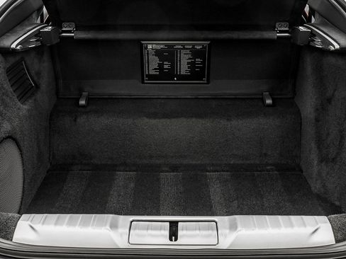 Certified 2025 Ferrari 12Cilindri image 33