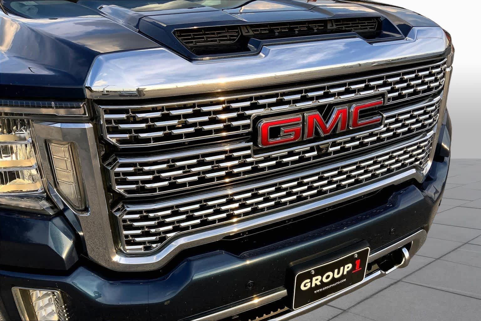 Used 2020 GMC Sierra 2500 Denali w/ Denali Ultimate Package AWD/4WD image 30