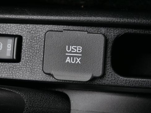 Used 2016 Nissan Versa Note S Plus image 32