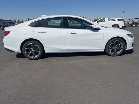 Used 2023 Chevrolet Malibu LT FWD image 4