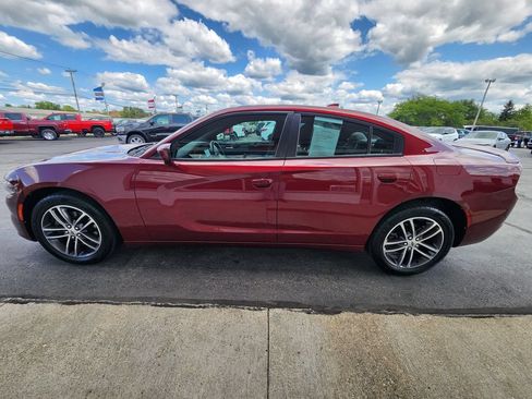 Used 2019 Dodge Charger SXT AWD/4WD image 6