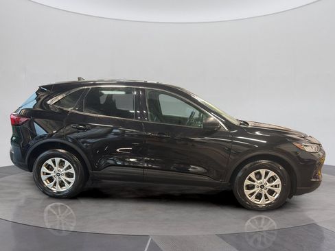 Used 2023 Ford Escape Active AWD/4WD image 9