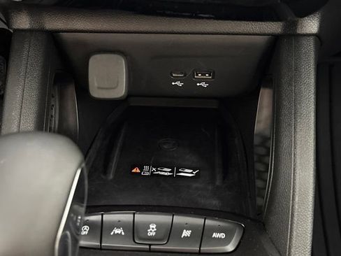 Used 2024 Chevrolet TrailBlazer LT w/ Convenience Package AWD/4WD image 33
