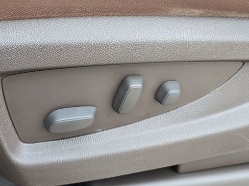 Used 2016 Chevrolet Silverado 1500 High Country image 8