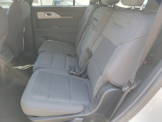 New 2027 Ford Explorer Active RWD image 19