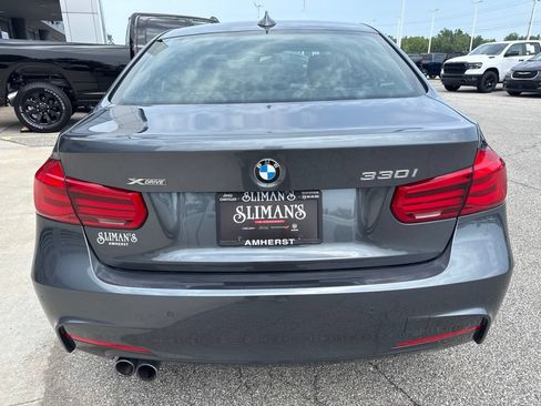 Used 2018 BMW 330i xDrive Sedan AWD/4WD image 6