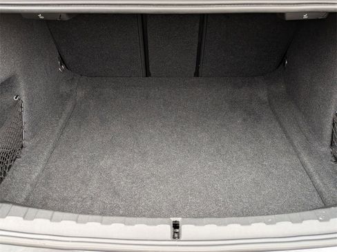 Used 2019 BMW 330i xDrive Sedan w/ Convenience Package image 14