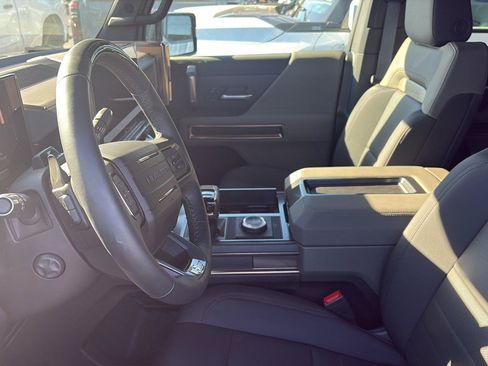 Used 2025 GMC Hummer EV 3X AWD/4WD image 29