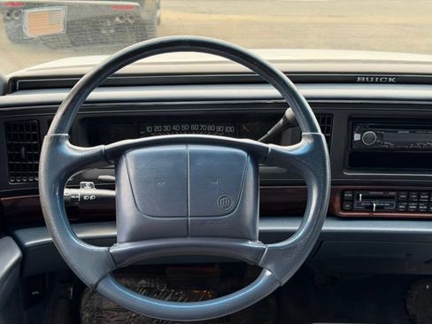 Used 1999 Buick Le Sabre Custom FWD image 9
