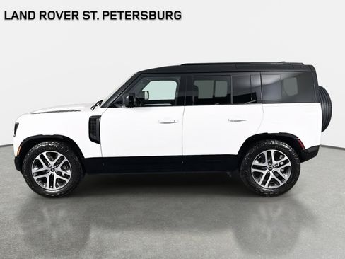 Used 2024 Land Rover Defender 110 X-Dynamic SE image 5