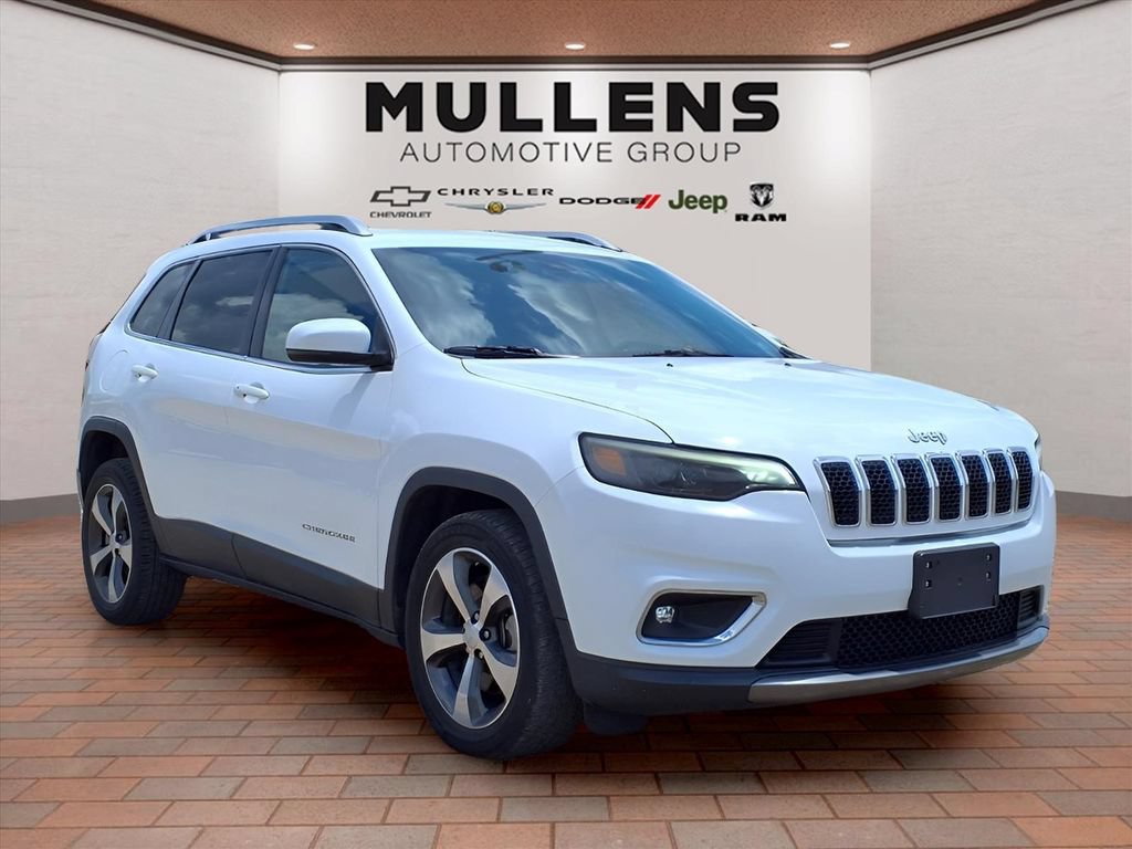 Used 2019 Jeep Cherokee Limited FWD image 3