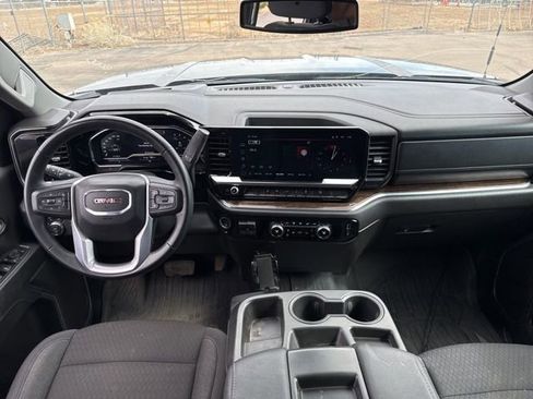 Used 2024 GMC Sierra 3500 SLE image 9