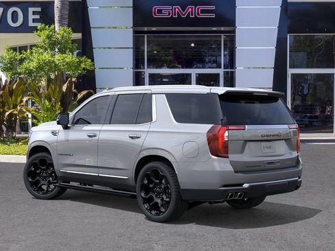New 2026 GMC Yukon Denali w/ Denali Reserve Package AWD/4WD image 3