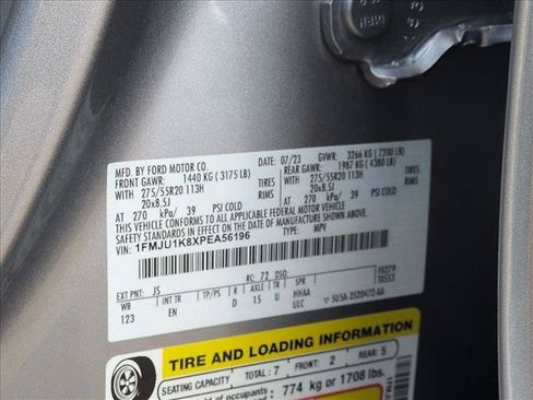 Used 2023 Ford Expedition Limited RWD image 28