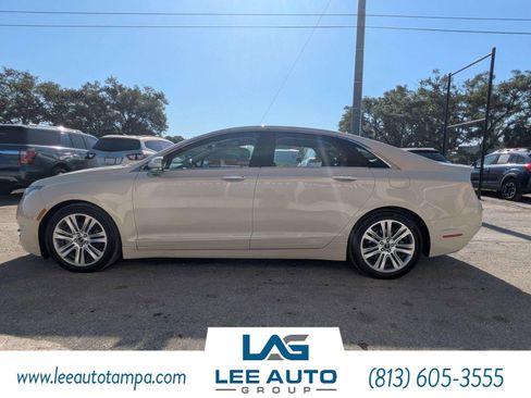 Used 2014 Lincoln MKZ Hybrid w/ Equipment Group 201A Select FWD image 6