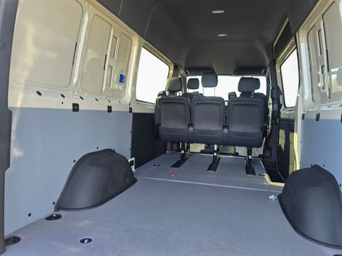 New 2026 Mercedes-Benz Sprinter 2500 image 18
