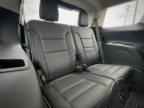 Used 2019 GMC Acadia Denali w/ Technology Package image 28