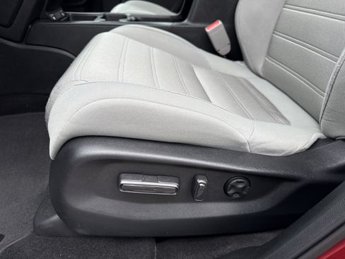 Used 2022 Honda CR-V EX image 18
