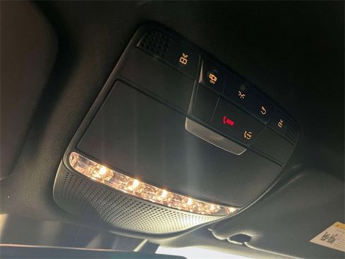 Certified 2022 Mercedes-Benz GLC 300 4MATIC image 31