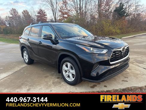 Used 2023 Toyota Highlander L image 7