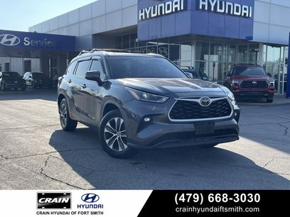 Used 2021 Toyota Highlander XLE