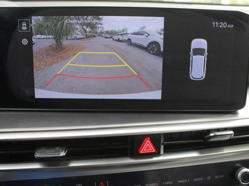 Certified 2025 Kia Sorento S w/ Panoramic Sunroof Package image 52