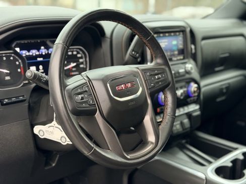 Used 2020 GMC Sierra 1500 AT4 w/ AT4 Premium Package image 9