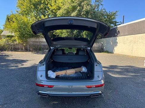 Certified 2023 Audi Q5 2.0T Premium w/ Convenience Package image 26