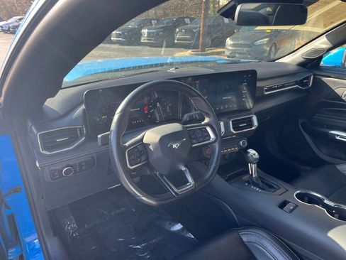 Used 2024 Ford Mustang Premium image 27